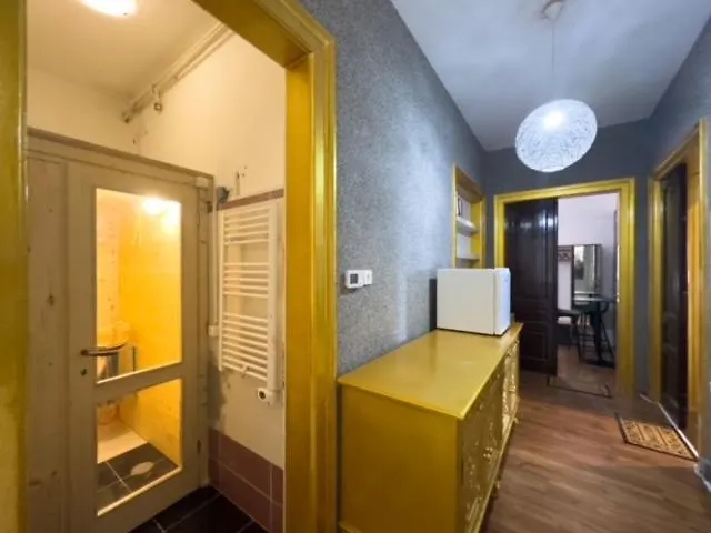 Edo 3 Apartamento Pula